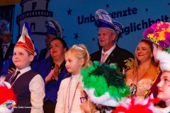 Kostuemball-12-von-230